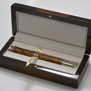 Majestic Jnr Fountain Pen in High Gloss Luxury Pen Box