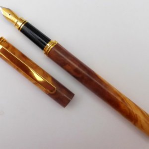 Traditional FP / Olive wood